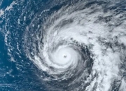 台风“杨柳”席卷华南：特大暴雨触发红色预警，多地启动I级响应